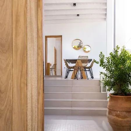 Lindian Ethos فيلة *